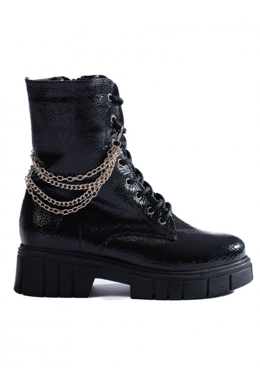 Must lumesaapad  Sokolski