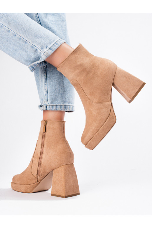 Naiste poolsaapad   Naiste poolsaapad