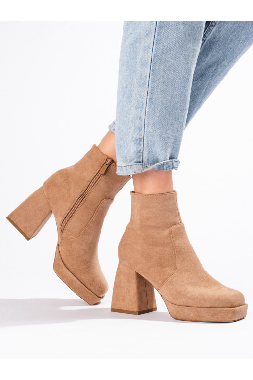 Naiste poolsaapad   Naiste poolsaapad