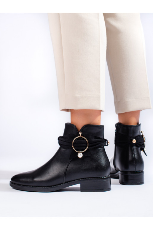 Naiste poolsaapad  Mustad