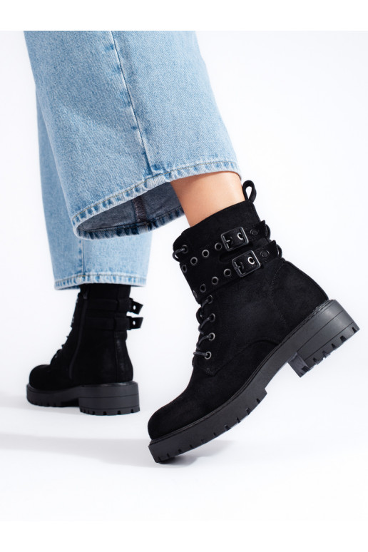 nööritavad naiste saapad 