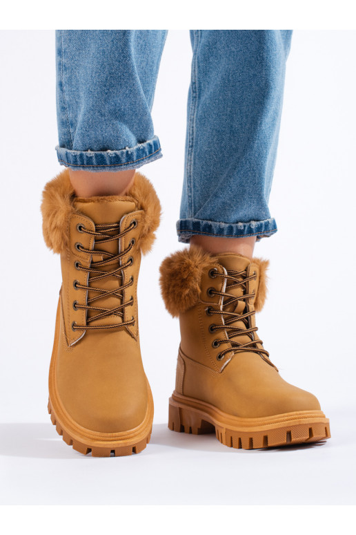 pruunid värvi naiste kingad karusnahaga