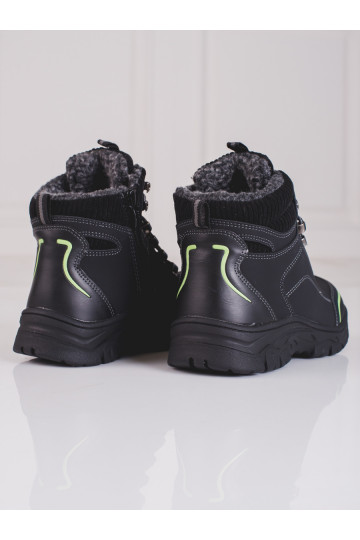 Must Matkajalatsid  2