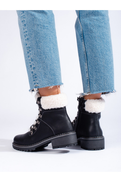 jalanõud  karusnahaga Mustad jalanõud  karusnahaga Mustad