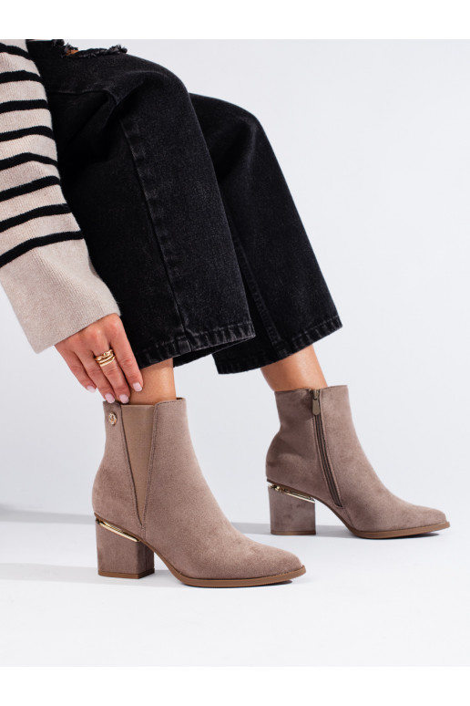 seemisnakhsed naiste saapad  