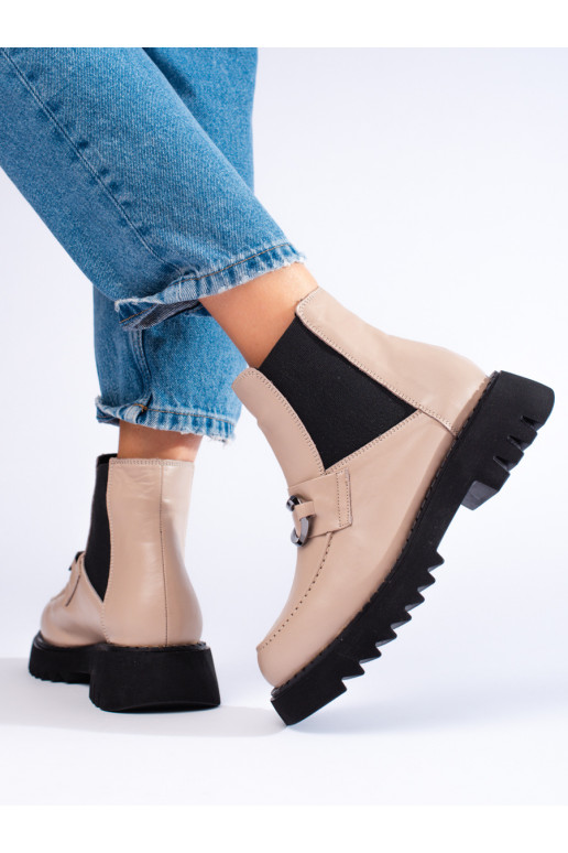   naiste saapad platvormiga 