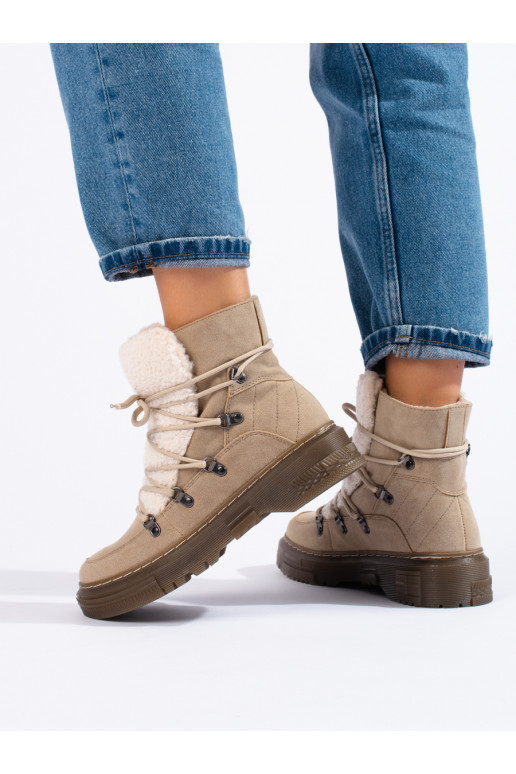 Naiste lumesaapad  karusnahaga