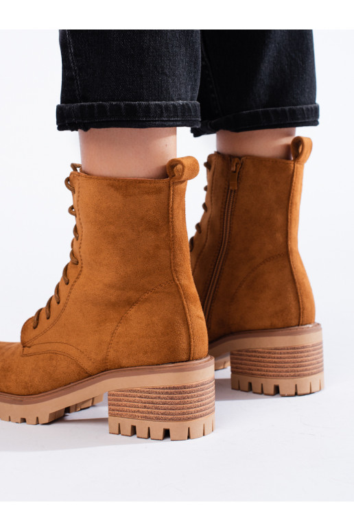 pruunid värvi  naiste saapad