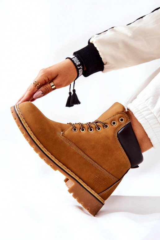 Jalanõud voodriga beeži värvi Crush Jalanõud voodriga beeži värvi Crush