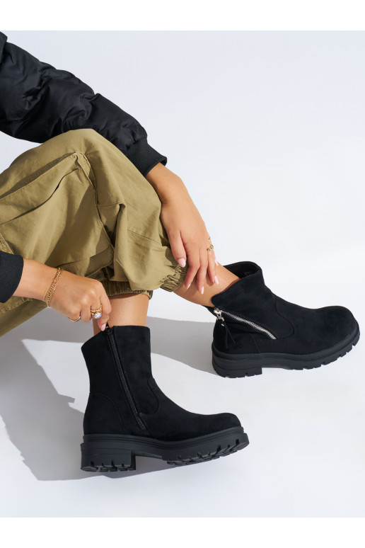 Must naiste saapad z ozdobnym zamkiem