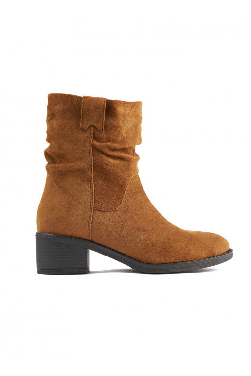 pruunid värvi naiste saapad