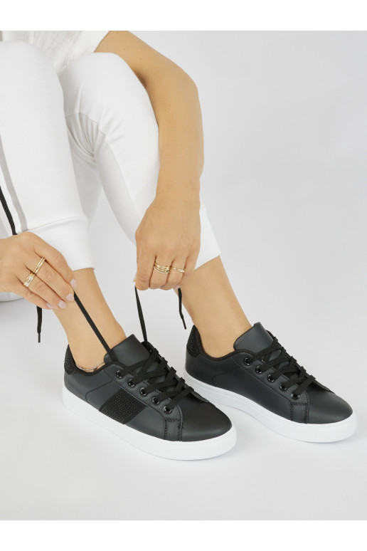 Must Naiste kingad platvormiga Must Naiste kingad platvormiga