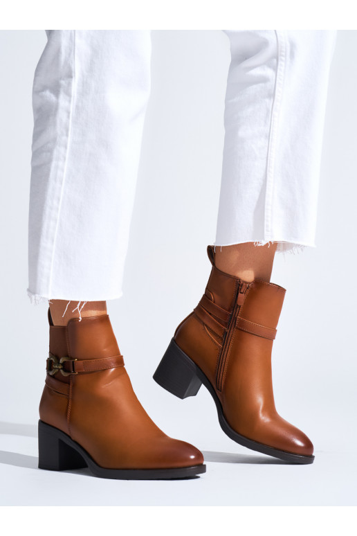 pruunid värvi naiste saapad kõrge kontsaga