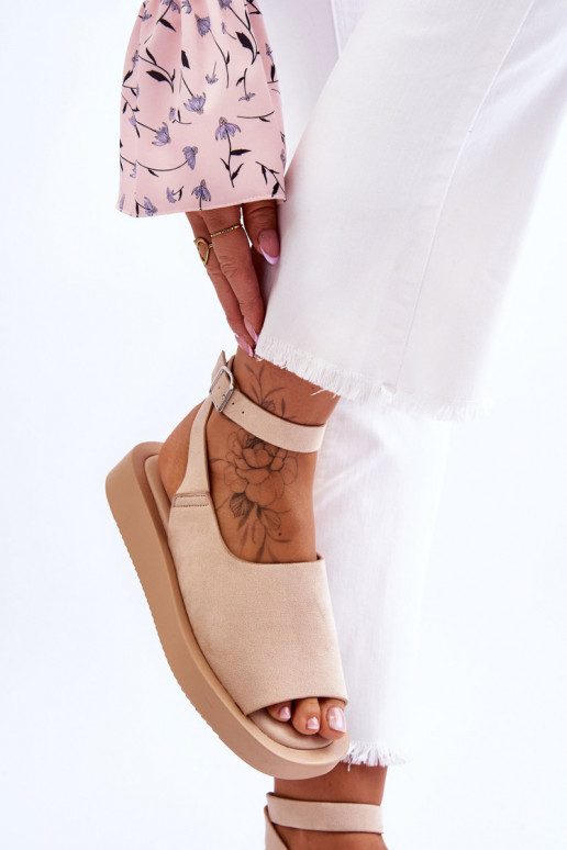 Mugavad naistesandaalid platvormiga... Mugavad naistesandaalid platvormiga...