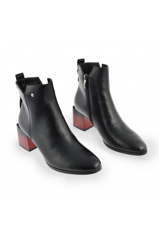 Naiste poolsaapad Cut Out mustad Jolnima Naiste poolsaapad Cut Out mustad Jolnima