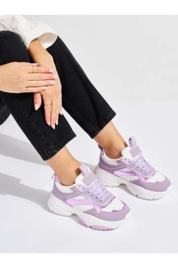 Violetne värv spordijalatsidy  