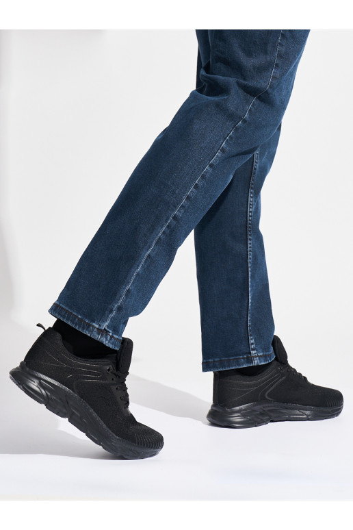  Mustad naiste kingad