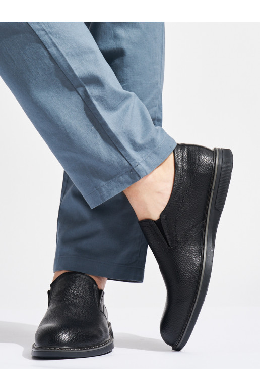 Must kingad  Must kingad