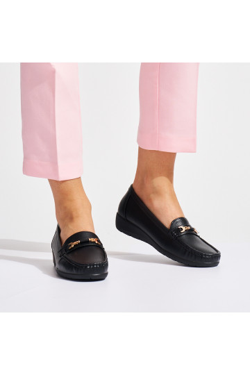 Must naiste mokassiinid ze zdobieniem 2