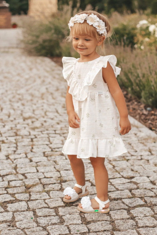 Valged lilledega sandaalid lastele Valged lilledega sandaalid lastele