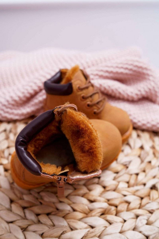 Laste jalanõud pruunid värvi Laste jalanõud pruunid värvi