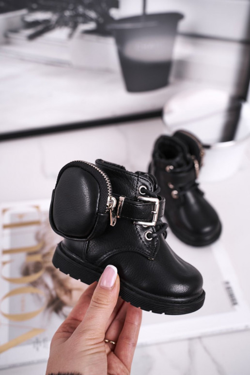 Musta värvi soojad lastejalatsid Musta värvi soojad lastejalatsid