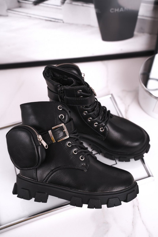 Musta värvi soojad lastejalatsid Musta värvi soojad lastejalatsid