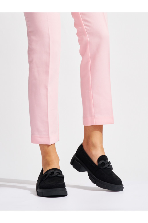 Must  mokassiinid z ozdobnym łańcuchem Must  mokassiinid z ozdobnym łańcuchem