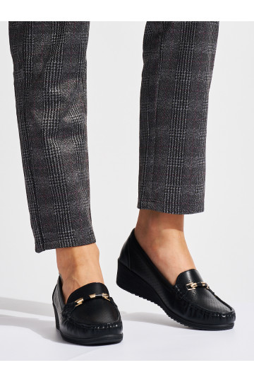 Must  mokassiinid  2