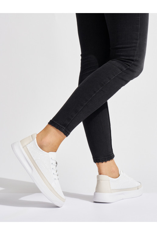    kingad valge värv Sergio Leone