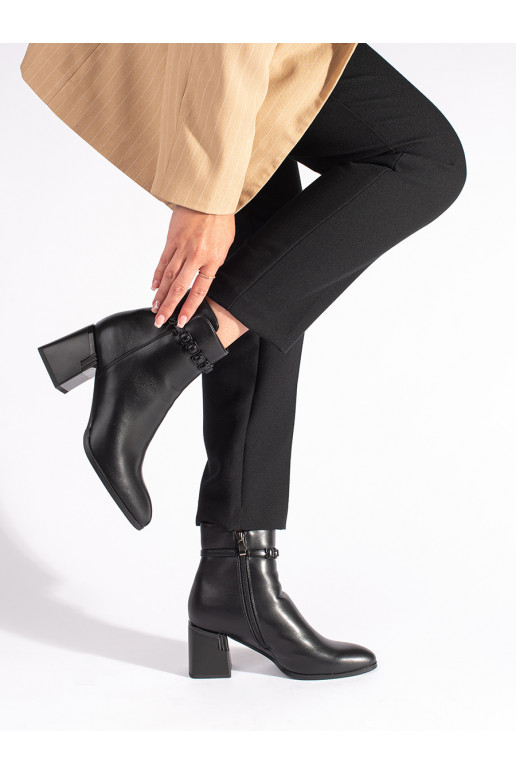 Must  naiste saapad kõrge kontsaga Must  naiste saapad kõrge kontsaga