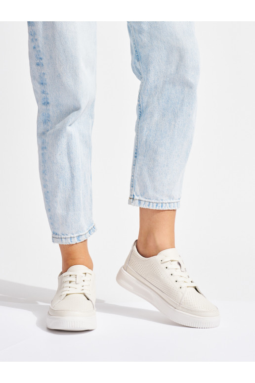    kingad valge värv Sergio Leone