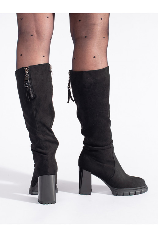 Must  pikad saapad kõrge kontsaga Must  pikad saapad kõrge kontsaga