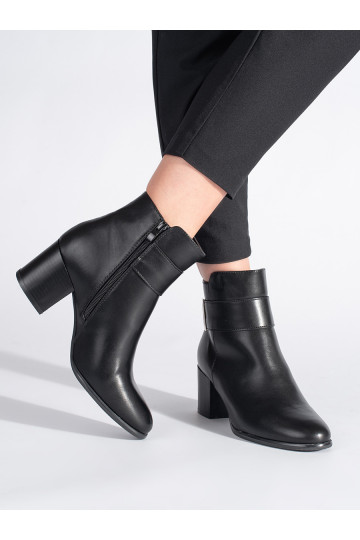 Mustad  Sergio Leone 2