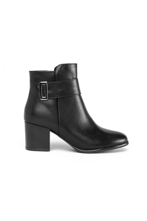 Mustad  Sergio Leone   Mustad  Sergio Leone