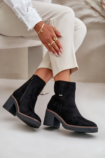 Naiste poolsaapad owe Must Arkesia