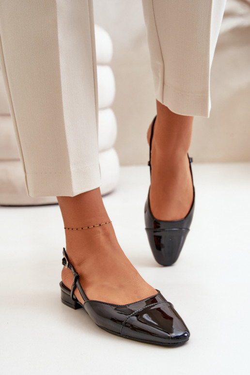 Lakkbaleriinad  Terava ninaga jalatsid Must Kairael Lakkbaleriinad  Terava ninaga jalatsid Must Kairael