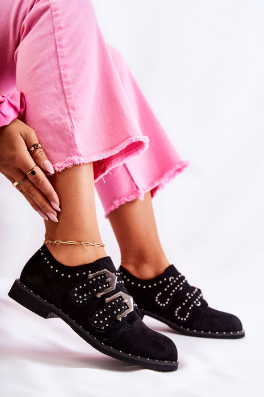 jalatsid neetide ja pandlaga Lu Boo mustad