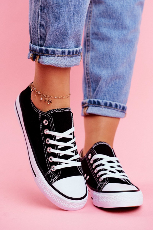 Klassikalise mudeli vabaaja jalanõud mustad