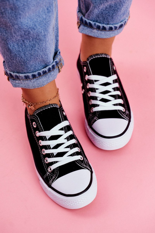 Klassikalise mudeli vabaaja jalanõud mustad