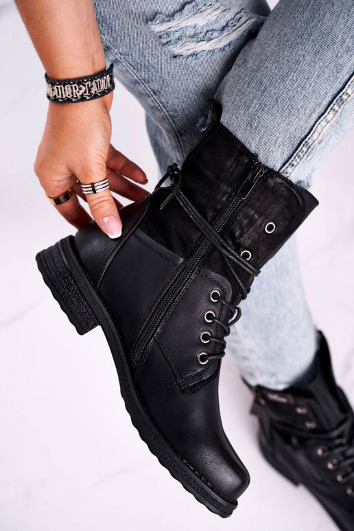 Stiilsed jalanõud mustad Perfecto Stiilsed jalanõud mustad Perfecto
