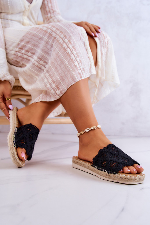 Kerged Plätud mustad Polly