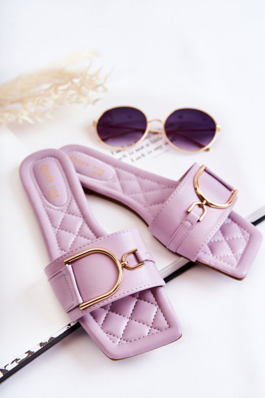 Klassikalise mudeli Plätud kaunistustega violetset värvi Shilla Klassikalise mudeli Plätud kaunistustega violetset värvi Shilla