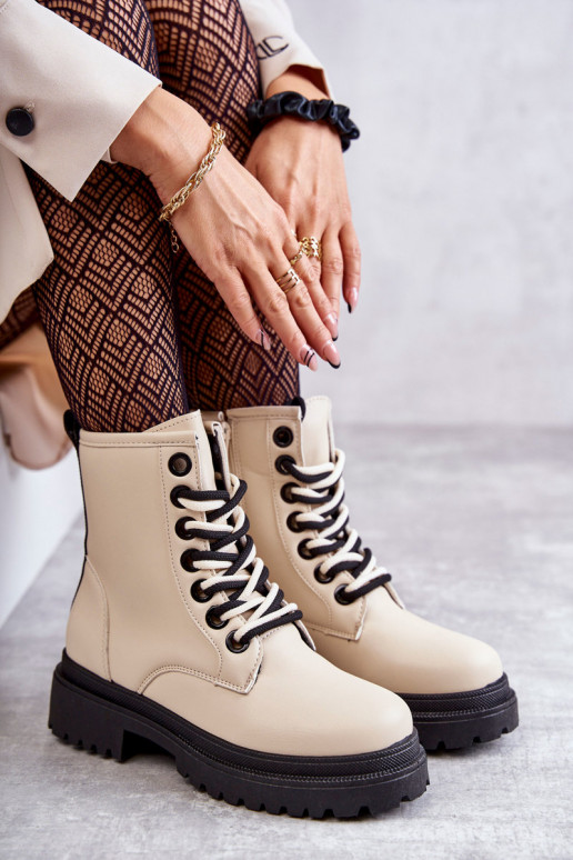 Naiste poolsaapad säärsaapad Elevandiluu värvi Denila