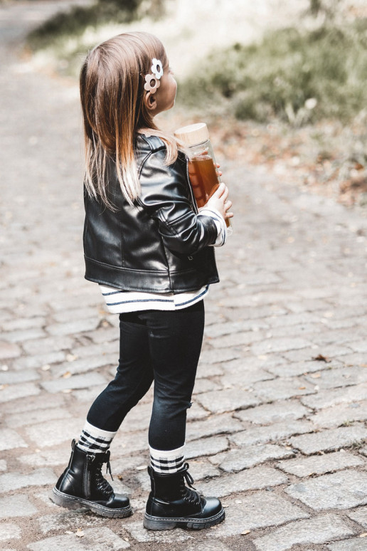 Laste jalanõud tõmblukuga mustad Omua Laste jalanõud tõmblukuga mustad Omua