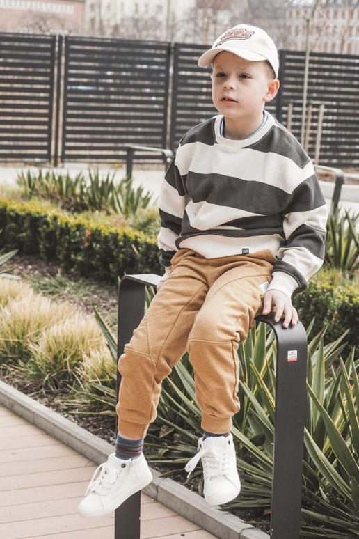 Laste jalanõud Klassikalise mudeli vabaajajalatsi Big Star LL374002 valget värvi Laste jalanõud Klassikalise mudeli vabaajajalatsi Big Star LL374002 valget värvi