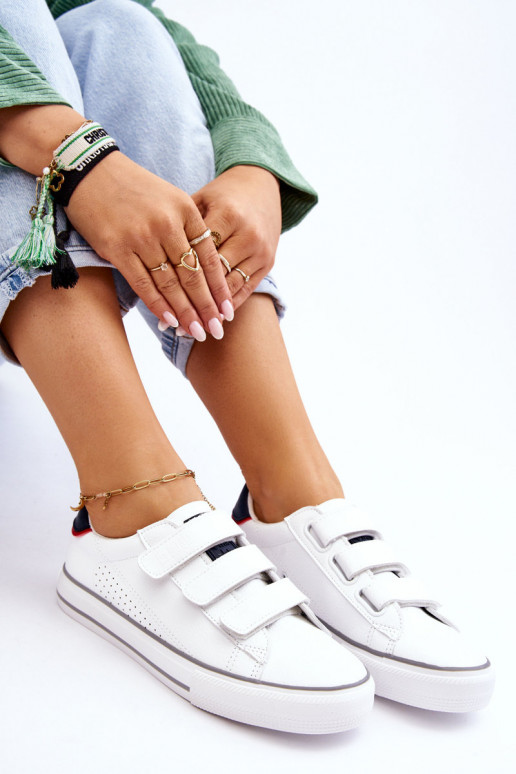 Spordijalatsid krõpsudega kinnitatav Big Star LL274A207 valget värvi