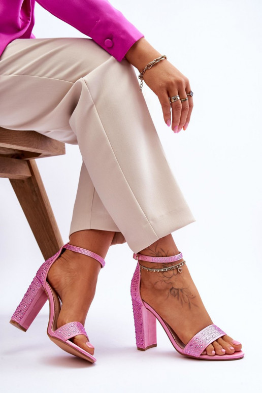 Elegantsed kõrge kontsaga sandaalid säravate kristallidega Tumeroosad värvi Idealistic