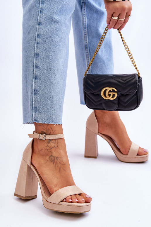 Kandilise esiosaga seemisnahast kõrged kontsad beeži värvi Merila