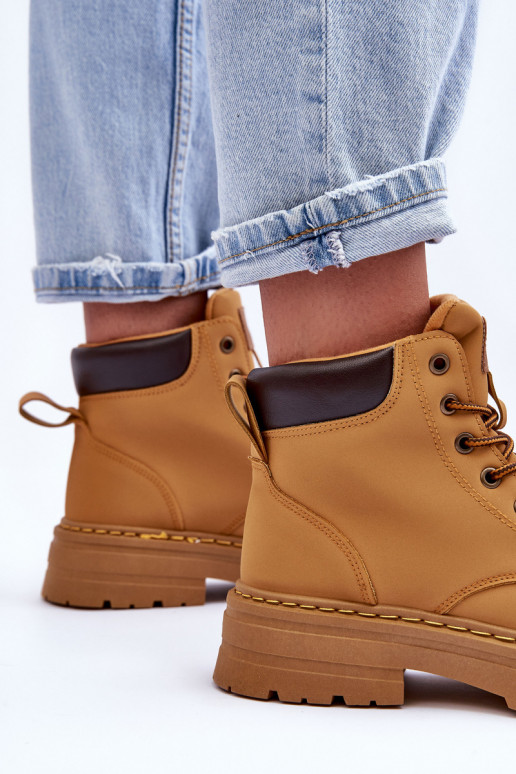 jalanõud Naiste poolsaapad voodriga pruunid värvi Corbin